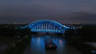 黑科技·悟空燈具點亮鹽平塘大橋！見證綠色照明的力量！